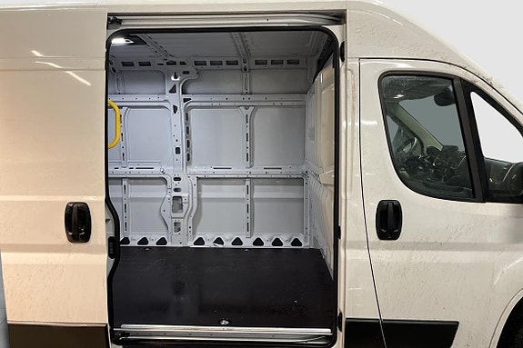 Toyota ProAce Max 8 of 11