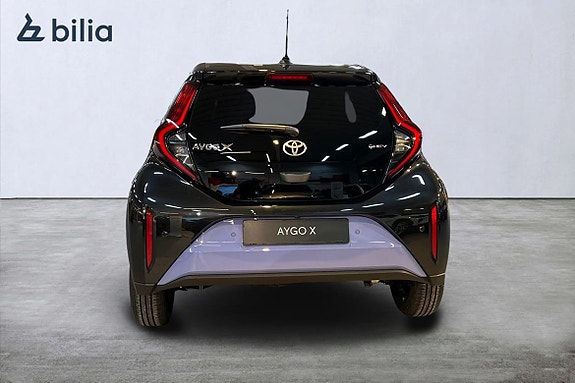 Toyota Aygo X 6 of 19