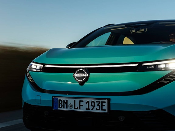 Nissan Leaf 8 of 23