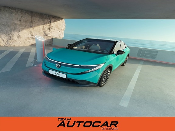 Nissan Leaf 2 of 23
