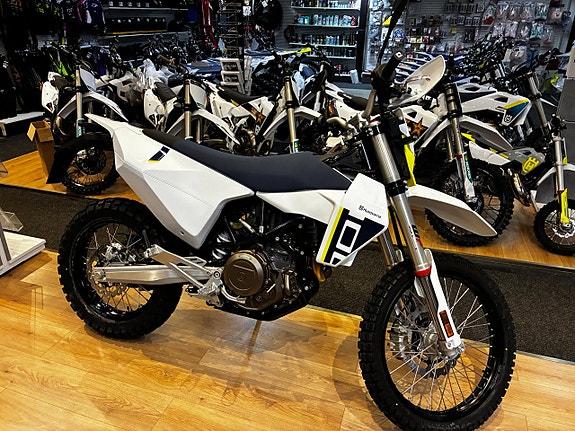 Husqvarna 701 ENDURO 2 of 6