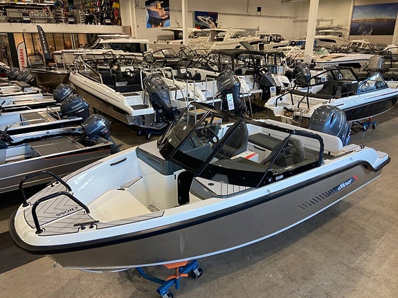 Yamarin Cross 55 BR Yamaha F115 2026 NYHET! 2 of 5
