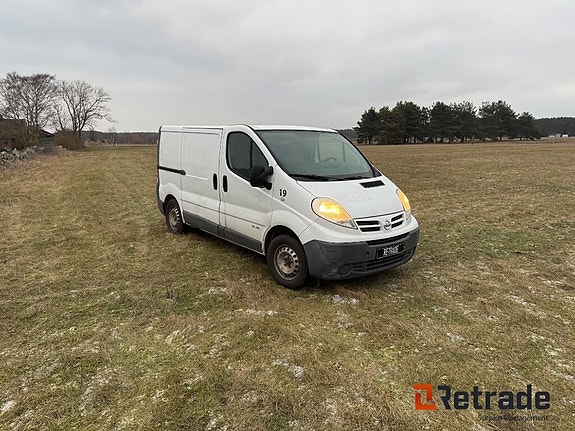 Nissan Primastar 2 of 5