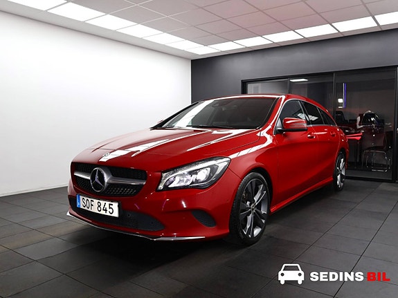 Mercedes-Benz CLA200 2 of 5