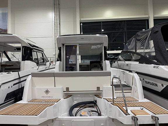 Nya Jeanneau 695 S2 Cabin ink. Yamaha F200 LCB 2026 5 of 5
