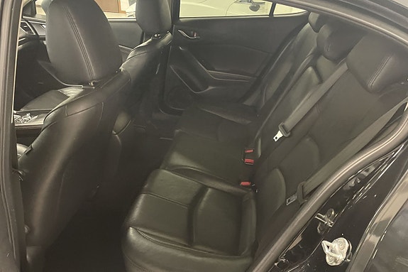 Mazda 3 18 of 19