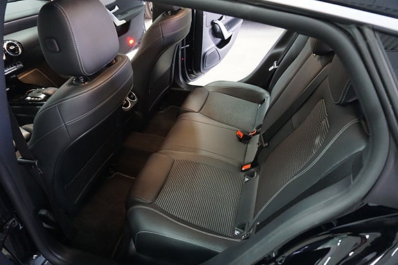 Mercedes-Benz CLA250 e 20 of 26