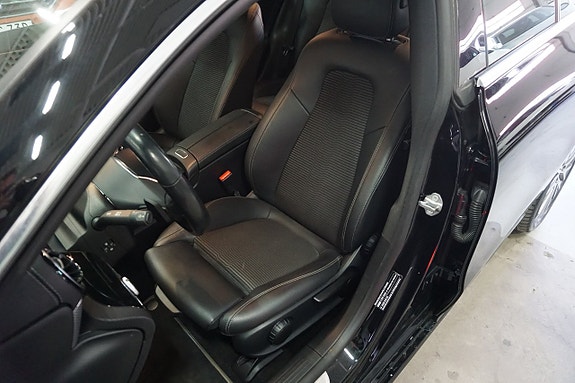 Mercedes-Benz CLA250 e 18 of 26