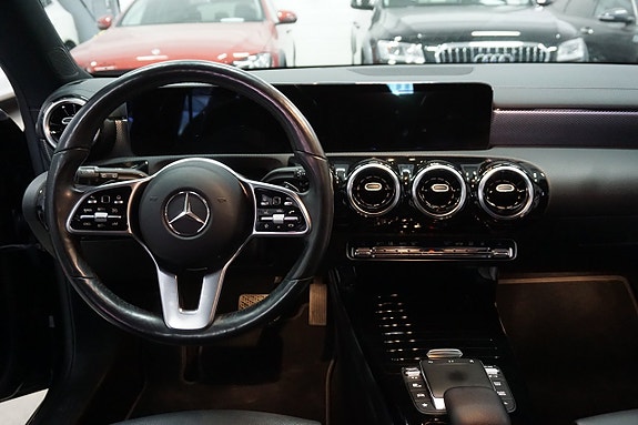 Mercedes-Benz CLA250 e 13 of 26