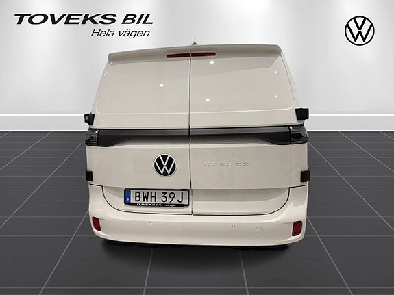 Volkswagen ID. Buzz 4 of 5