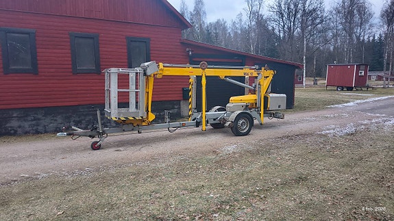 Skylift 12m Omme