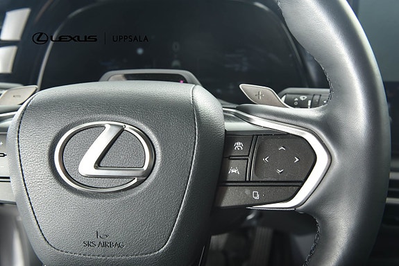Lexus RX450h+ 14 of 18
