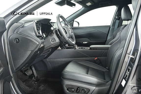 Lexus RX450h+ 6 of 18