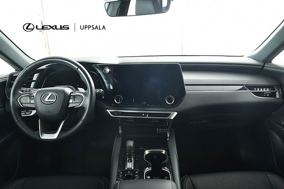 Lexus RX450h+ 8 of 18