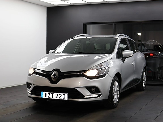Renault Clio 2 of 5