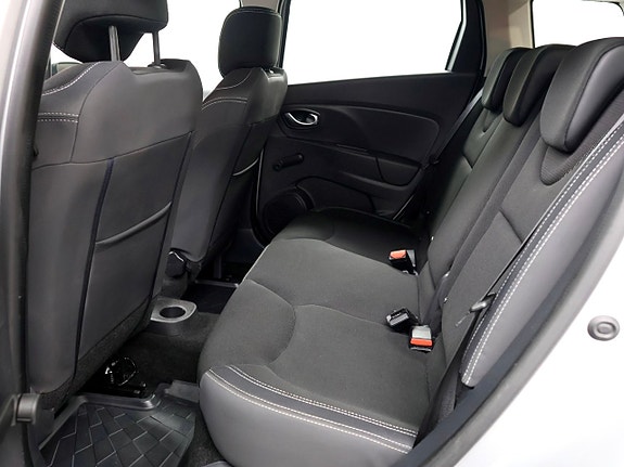 Renault Clio 18 of 19