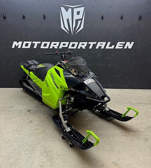 Arctic Cat M8000 HARDCORE 800 3 of 4