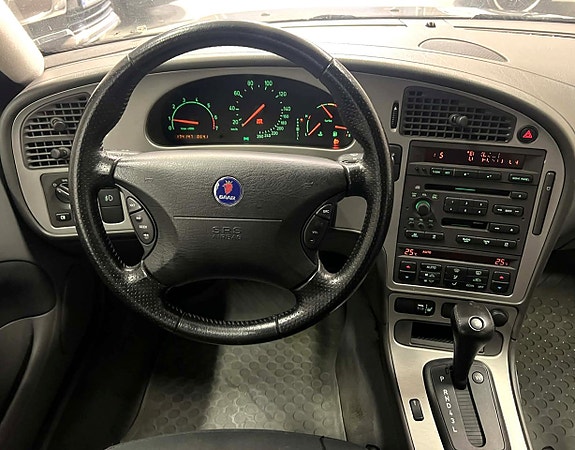 Saab 9-5 14 of 21
