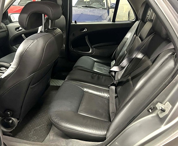 Saab 9-5 17 of 21