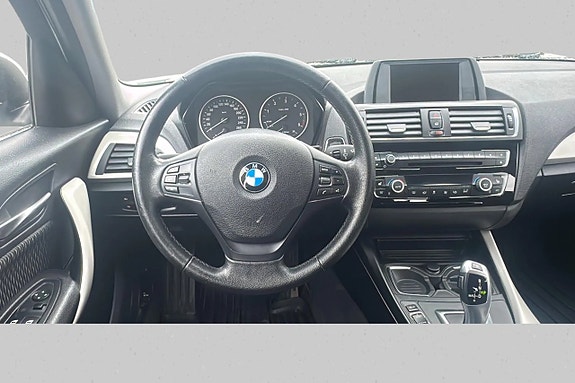 BMW 116d 4 of 10