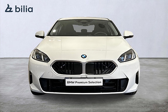 BMW 120 5 of 17