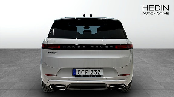 Land Rover Range Rover Sport 7 of 13