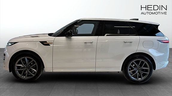 Land Rover Range Rover Sport 6 of 13