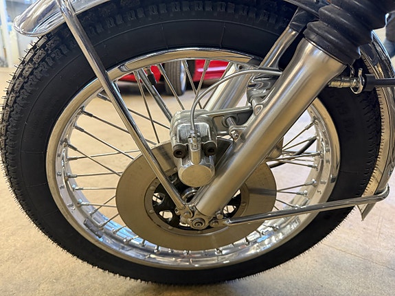 Honda CB 500 F  K1 15 of 15