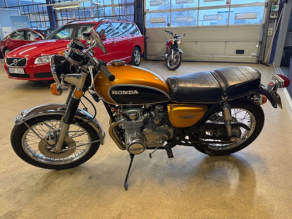 Honda CB 500 F  K1 3 of 15