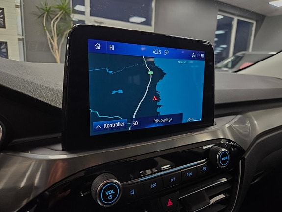 Ford Kuga 8 of 19