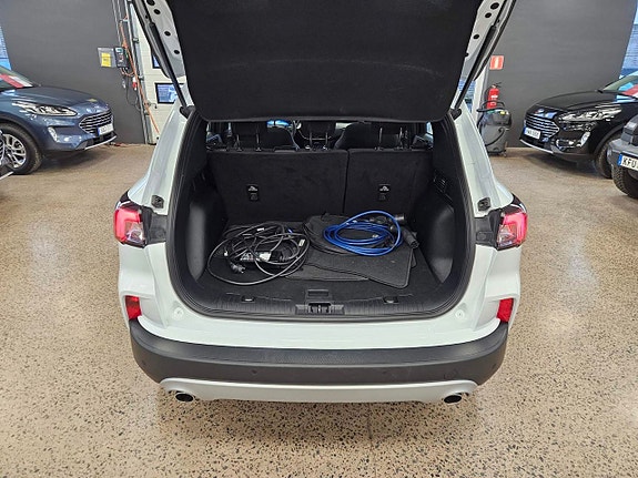 Ford Kuga 19 of 19