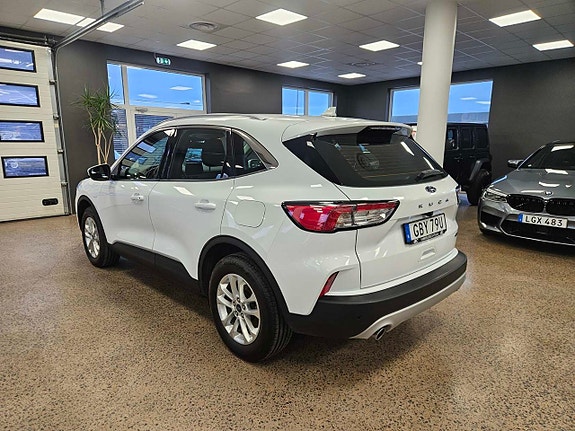 Ford Kuga 4 of 19