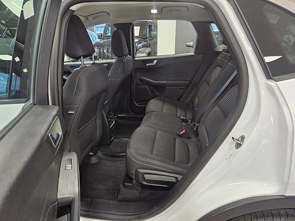Ford Kuga 18 of 19