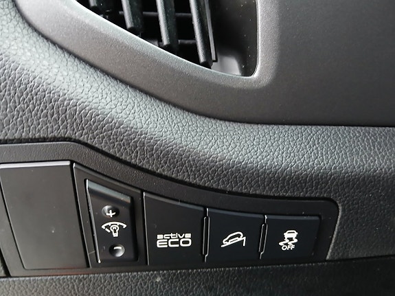 Kia Sportage 12 of 22