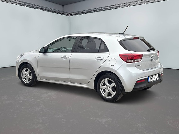 Kia Rio 5 of 5