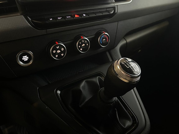 Nissan Townstar 15 of 19