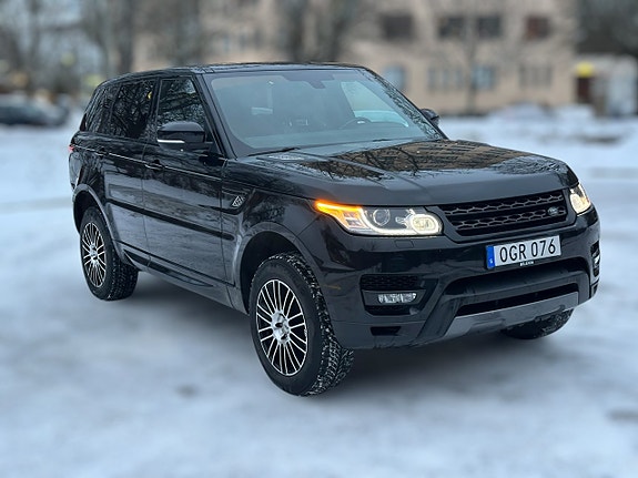Land Rover Range Rover Sport 4 of 5