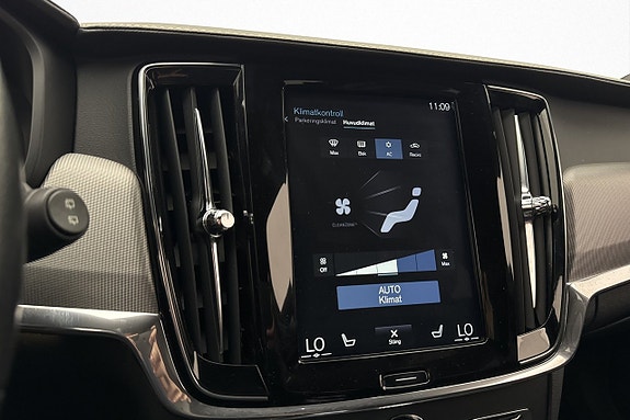 Volvo V90 24 of 30