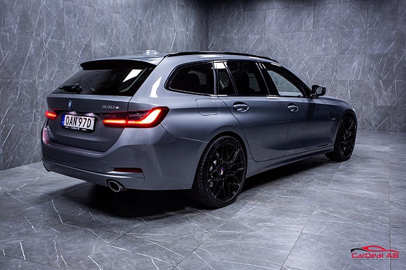 BMW 330e 7 of 26