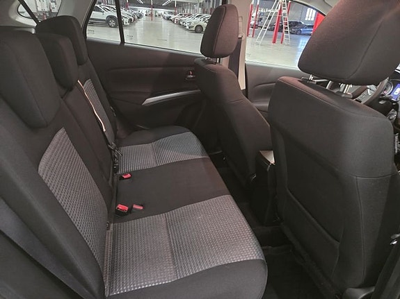 Suzuki S-Cross 5 of 10
