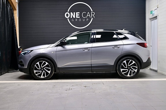 Opel Grandland X 4 of 5