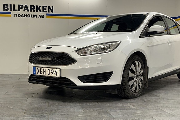 Ford Focus 2 of 5