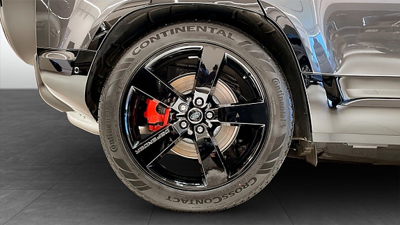 Land Rover Defender 90 9 of 10