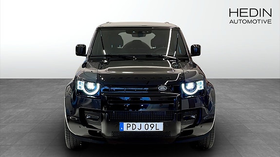 Land Rover Defender 90 8 of 10