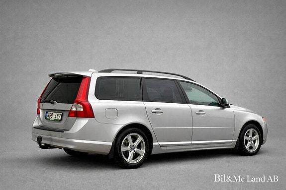 Volvo V70 9 of 18