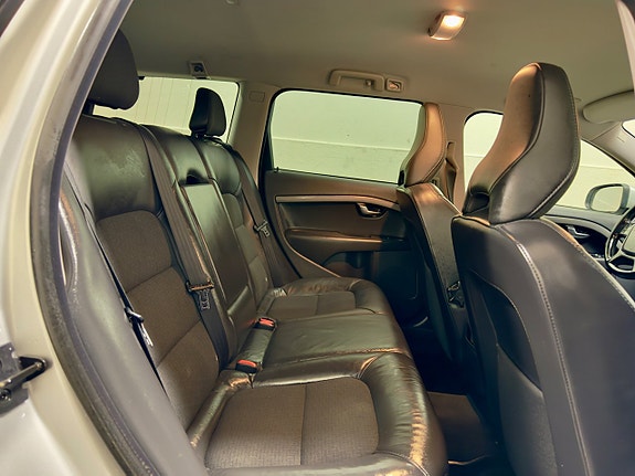 Volvo V70 17 of 18