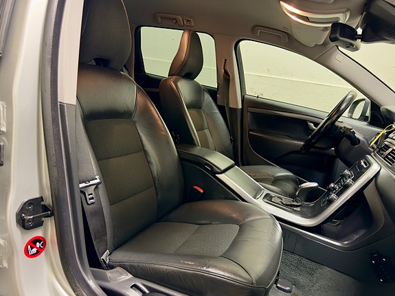 Volvo V70 16 of 18
