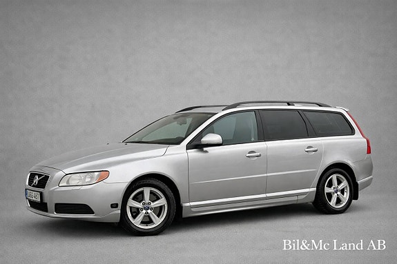 Volvo V70 2 of 18