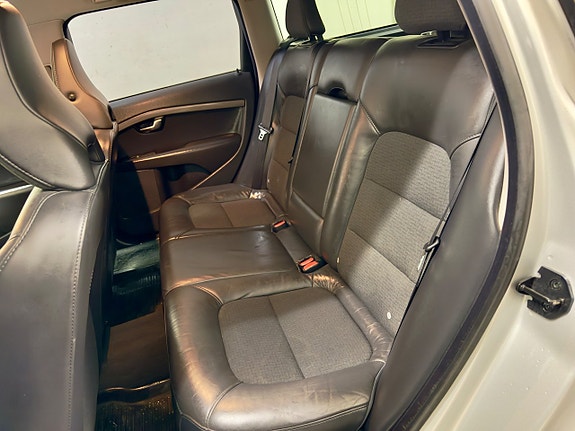 Volvo V70 18 of 18
