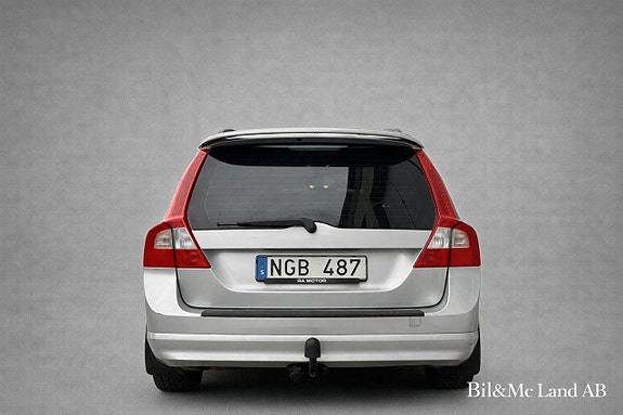 Volvo V70 5 of 18